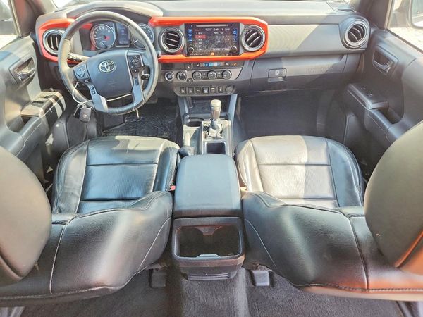 2019 TOYOTA TACOMA SR5