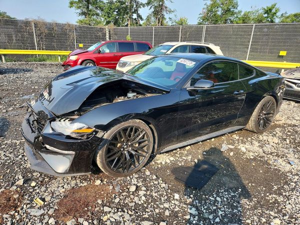 2019 FORD MUSTANG I4 Coupe