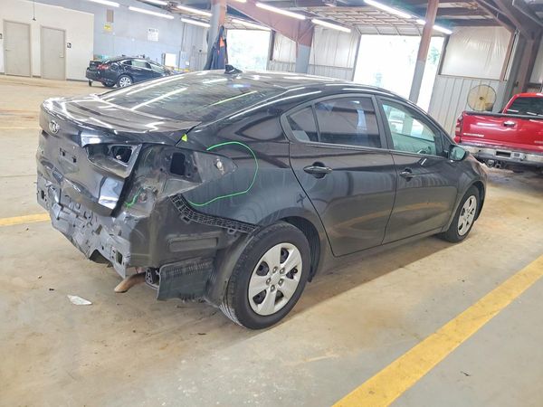 2017 KIA FORTE LX Base