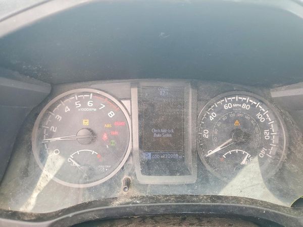 2019 TOYOTA TACOMA SR5