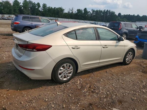 2017 HYUNDAI ELANTRA SE Base