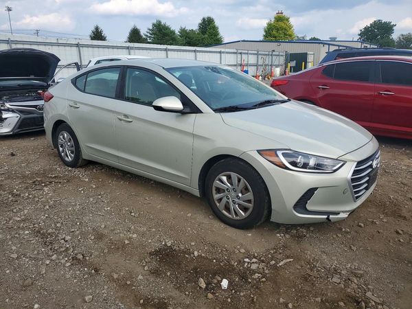 2017 HYUNDAI ELANTRA SE Base