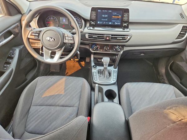 2021 KIA SELTOS LX