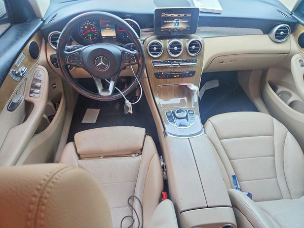2019 MERCEDES-BENZ GLC GLC300