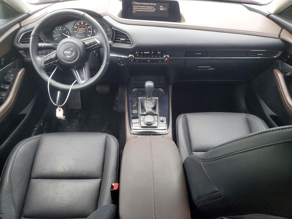 2024 MAZDA CX-30 Premium Package