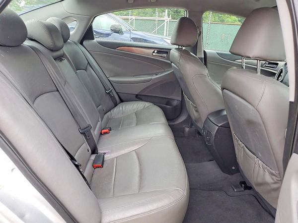 2012 HYUNDAI SONATA