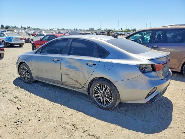 2024 KIA FORTE GT Line