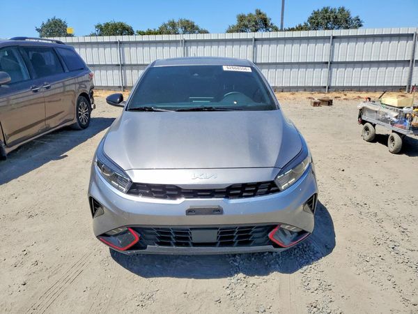2024 KIA FORTE GT Line