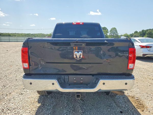 2018 RAM 2500 ST