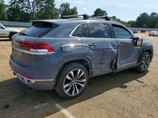 2022 VOLKSWAGEN ATLAS CROSS SPORT