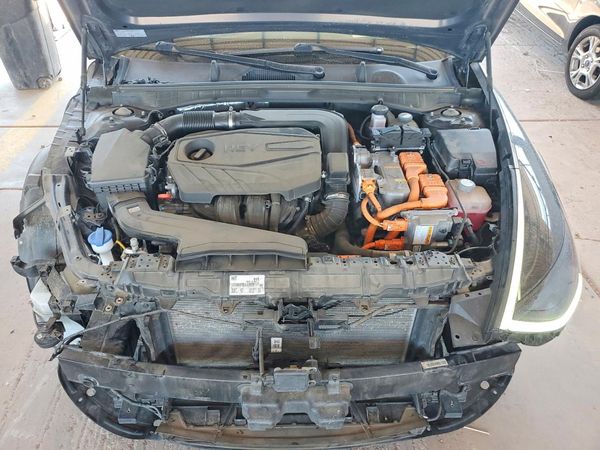 2021 HYUNDAI SONATA HYBRID Limited