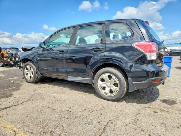 2018 SUBARU FORESTER