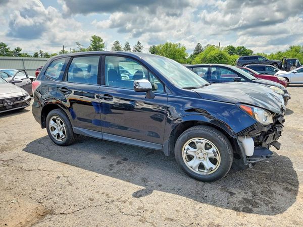 2018 SUBARU FORESTER