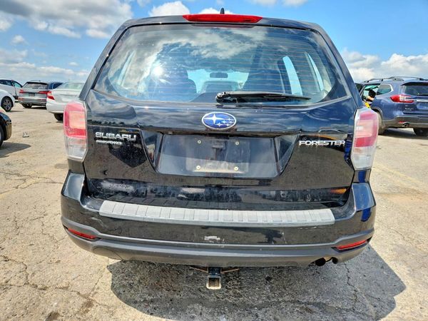 2018 SUBARU FORESTER