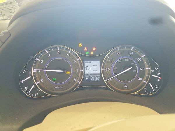 2015 INFINITI QX80