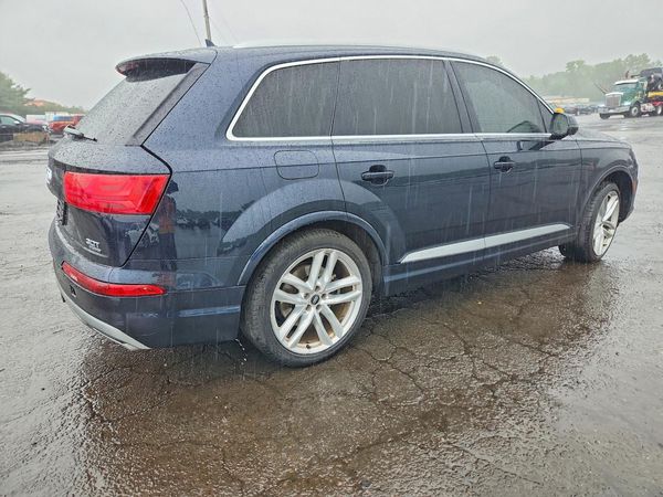 2017 AUDI Q7