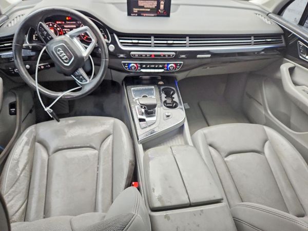 2017 AUDI Q7