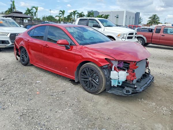 2026 TOYOTA CAMRY