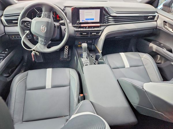 2026 TOYOTA CAMRY