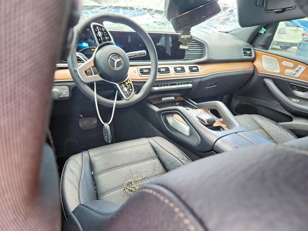 2023 MERCEDES-BENZ GLE