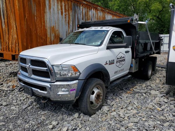 2018 RAM 5500 REG CAB CHASSIS