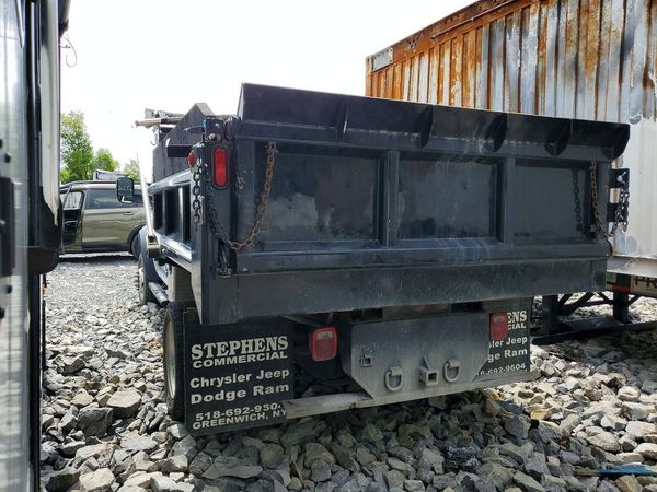 2018 RAM 5500 REG CAB CHASSIS