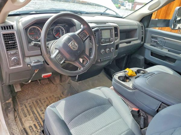 2018 RAM 5500 REG CAB CHASSIS