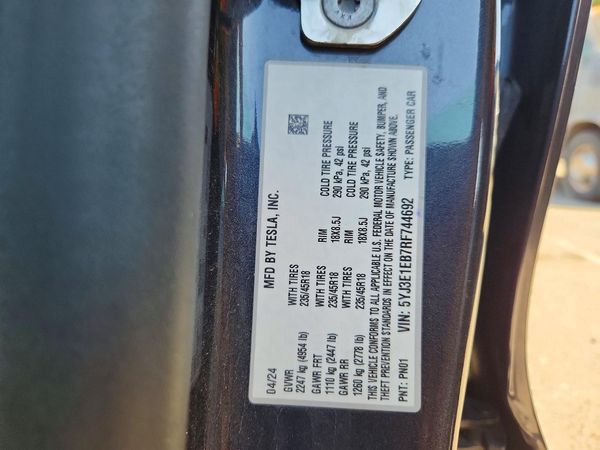 2024 TESLA MODEL 3