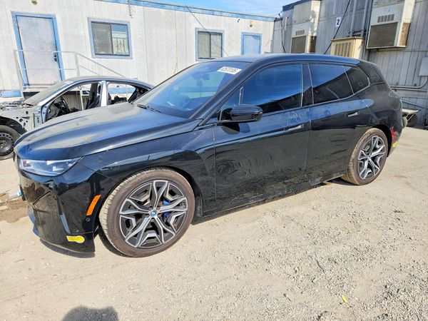 2023 BMW IX xDrive50i