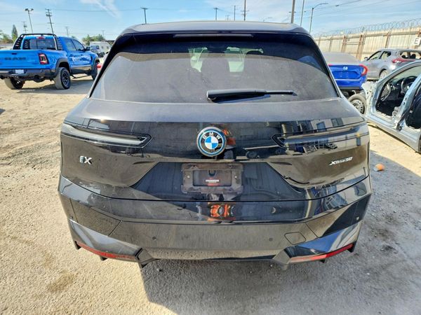 2023 BMW IX xDrive50i
