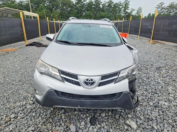 2015 TOYOTA RAV4 XLE (M Grade)