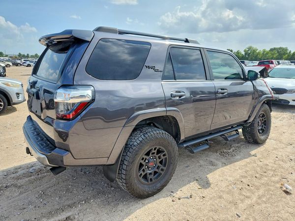 2022 TOYOTA 4RUNNER TRD Offroad Prem