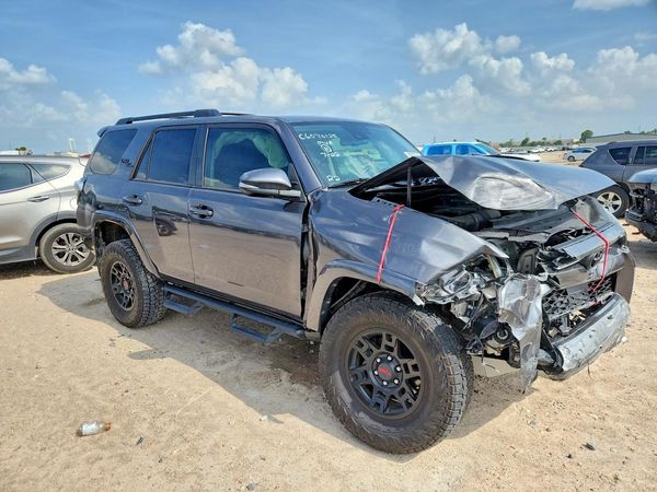 2022 TOYOTA 4RUNNER TRD Offroad Prem