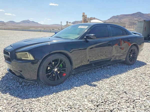 2014 DODGE CHARGER SE