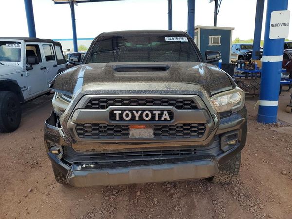 2019 TOYOTA TACOMA SR5