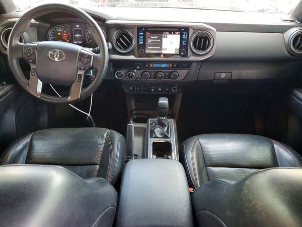 2019 TOYOTA TACOMA SR5