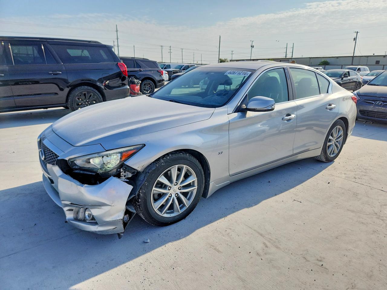 2015 INFINITI Q50