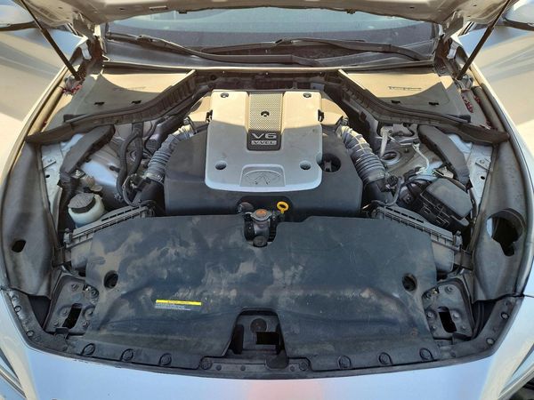 2015 INFINITI Q50