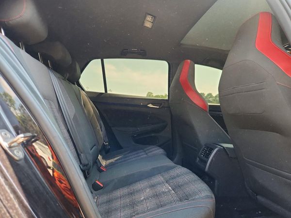 2023 VOLKSWAGEN GTI SE