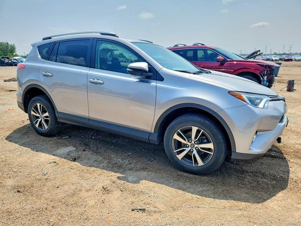 2018 TOYOTA RAV4 Adventure/XLE