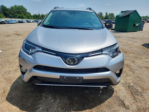 2018 TOYOTA RAV4 Adventure/XLE