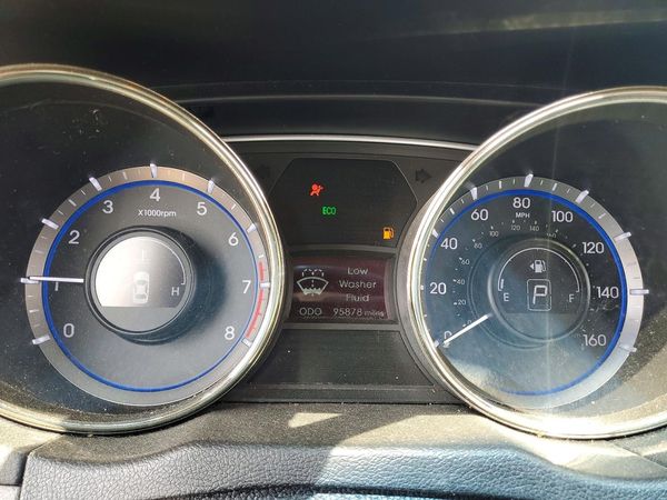 2012 HYUNDAI SONATA