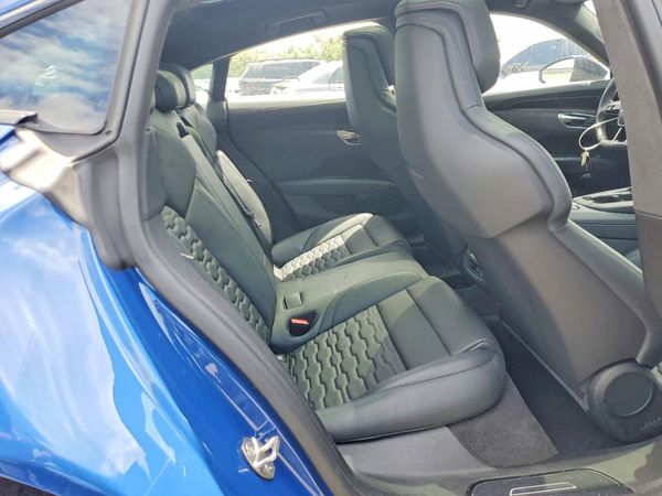 2024 AUDI E-TRON GT quattro Prestige