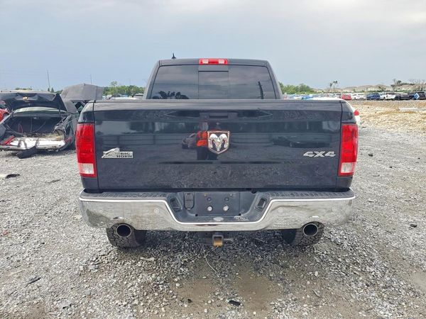 2019 RAM 1500 CLASSIC SLT