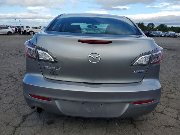 2013 MAZDA 3 Touring/GS