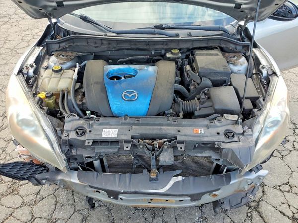 2013 MAZDA 3 Touring/GS