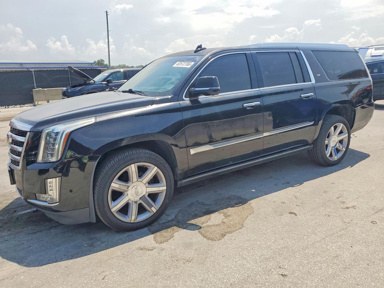2017 CADILLAC ESCALADE ESV Premium Luxury
