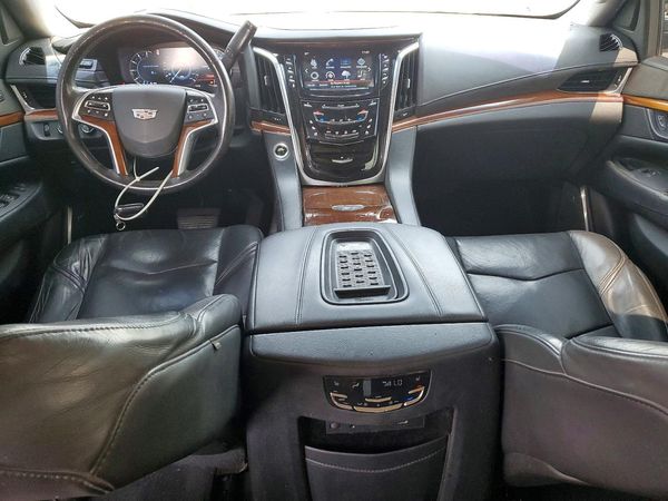 2017 CADILLAC ESCALADE ESV Premium Luxury
