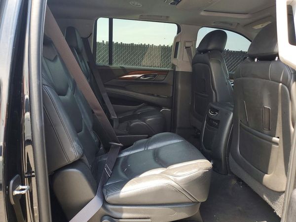 2017 CADILLAC ESCALADE ESV Premium Luxury