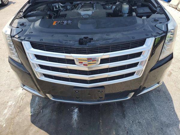 2017 CADILLAC ESCALADE ESV Premium Luxury